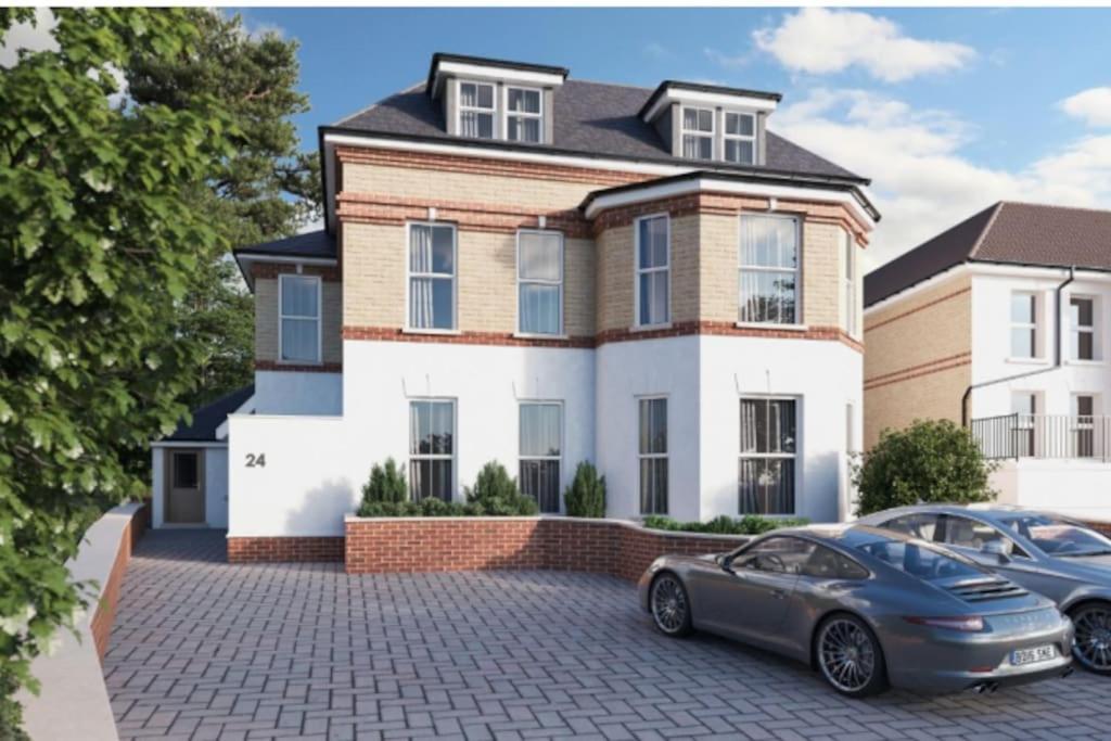 Bright, Vibrant New 1 Bedroom Town Centre Parking Bournemouth Exterior foto